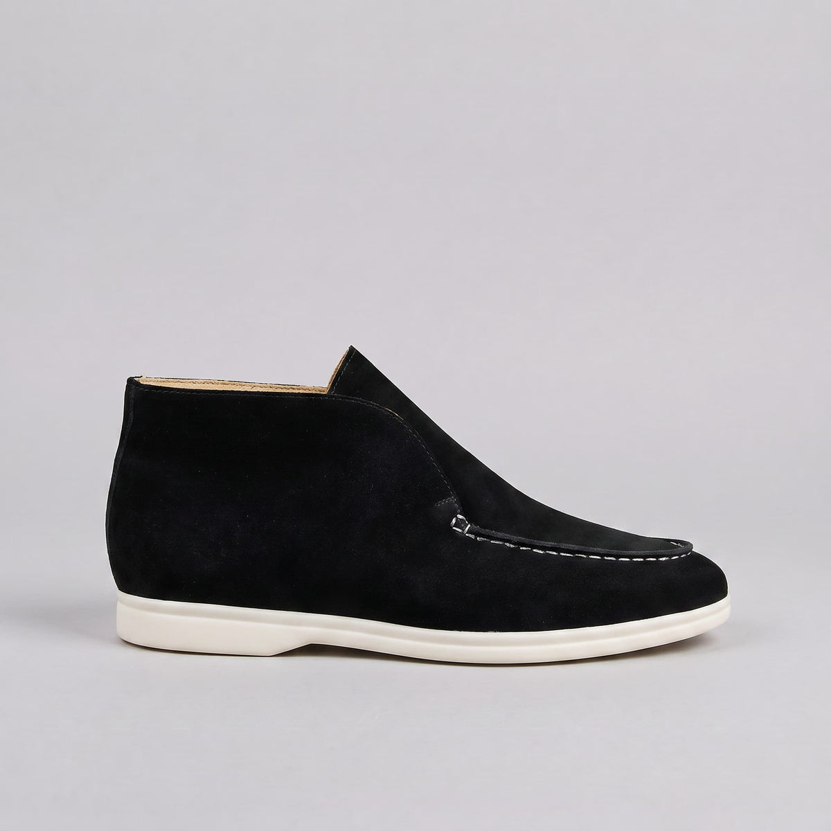 Mocassins Alston de Cano Alto – Estilo e Conforto a Cada Passo