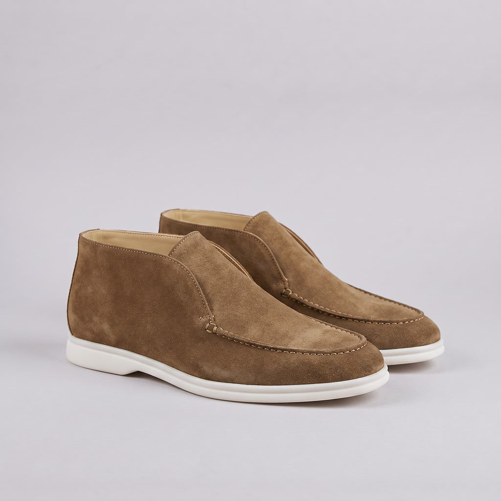 Mocassins Alston de Cano Alto – Estilo e Conforto a Cada Passo