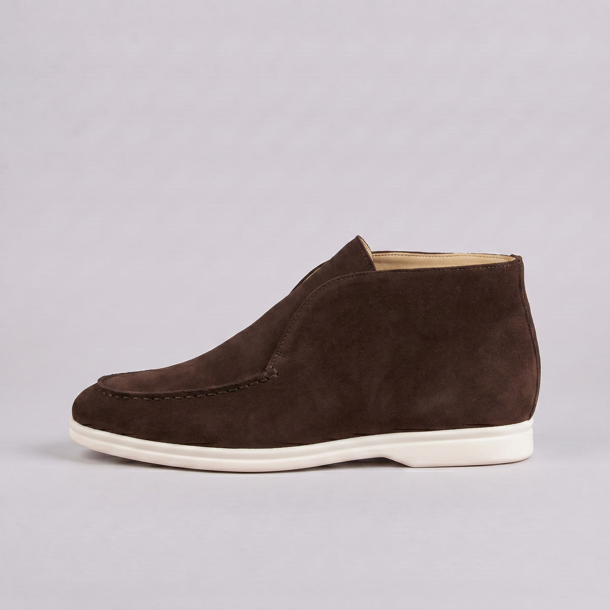 Mocassins Alston de Cano Alto – Estilo e Conforto a Cada Passo
