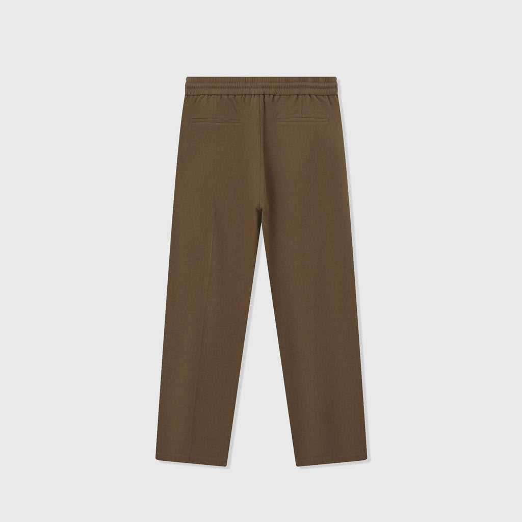 Calça Elegante com Pregas Portonovo