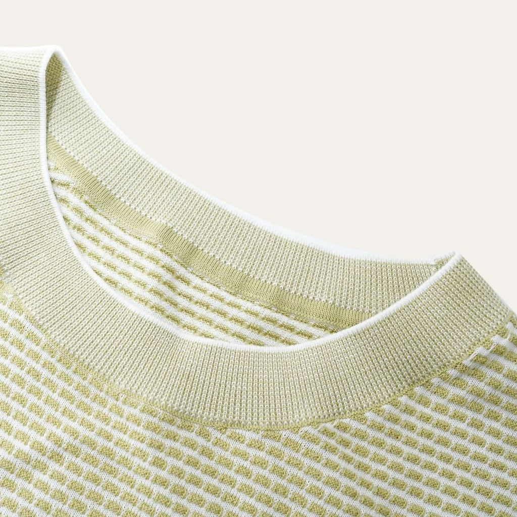 Camiseta Básica de Malha Macia Salina