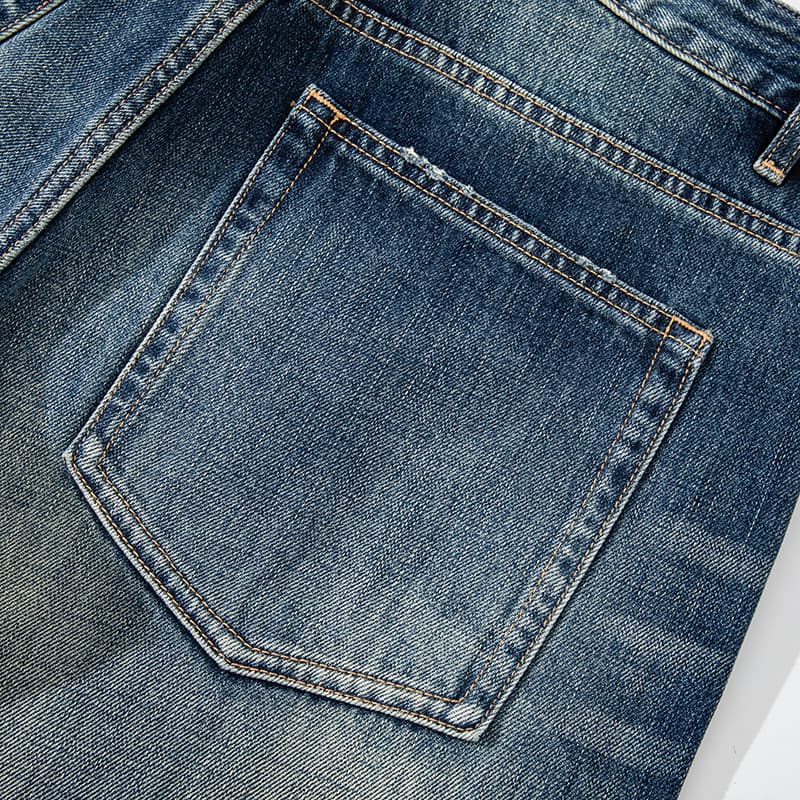 Calça Jeans Clássica de Corte Reto Salerno