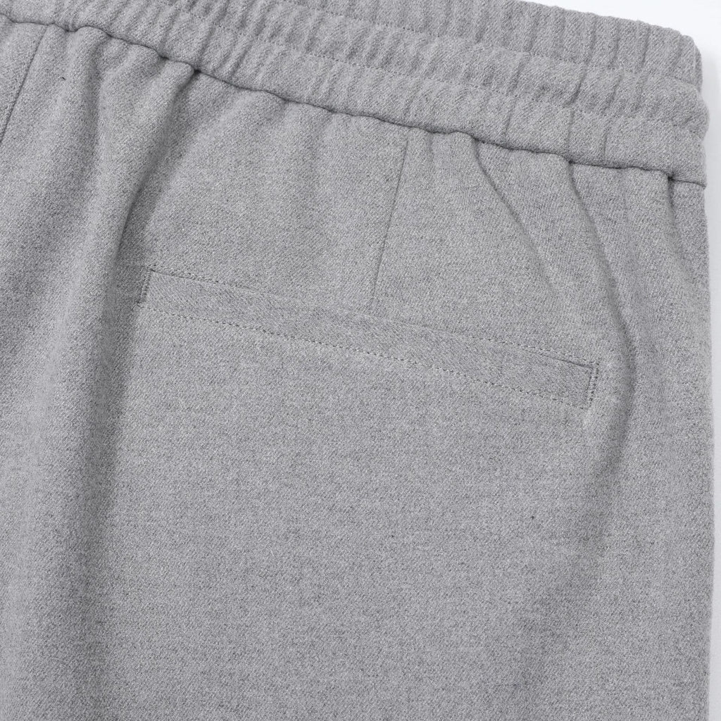 Calça Elegante com Pregas Portonovo