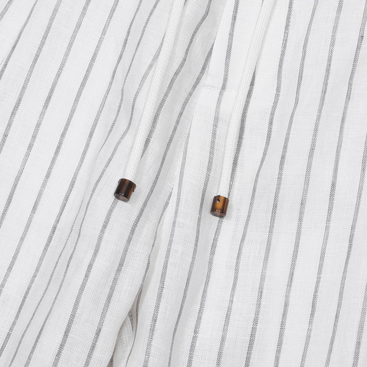 Shorts de Linho Tropea – Elegância sem Esforço e Conforto Leve para Todas as Ocasiões de Verão