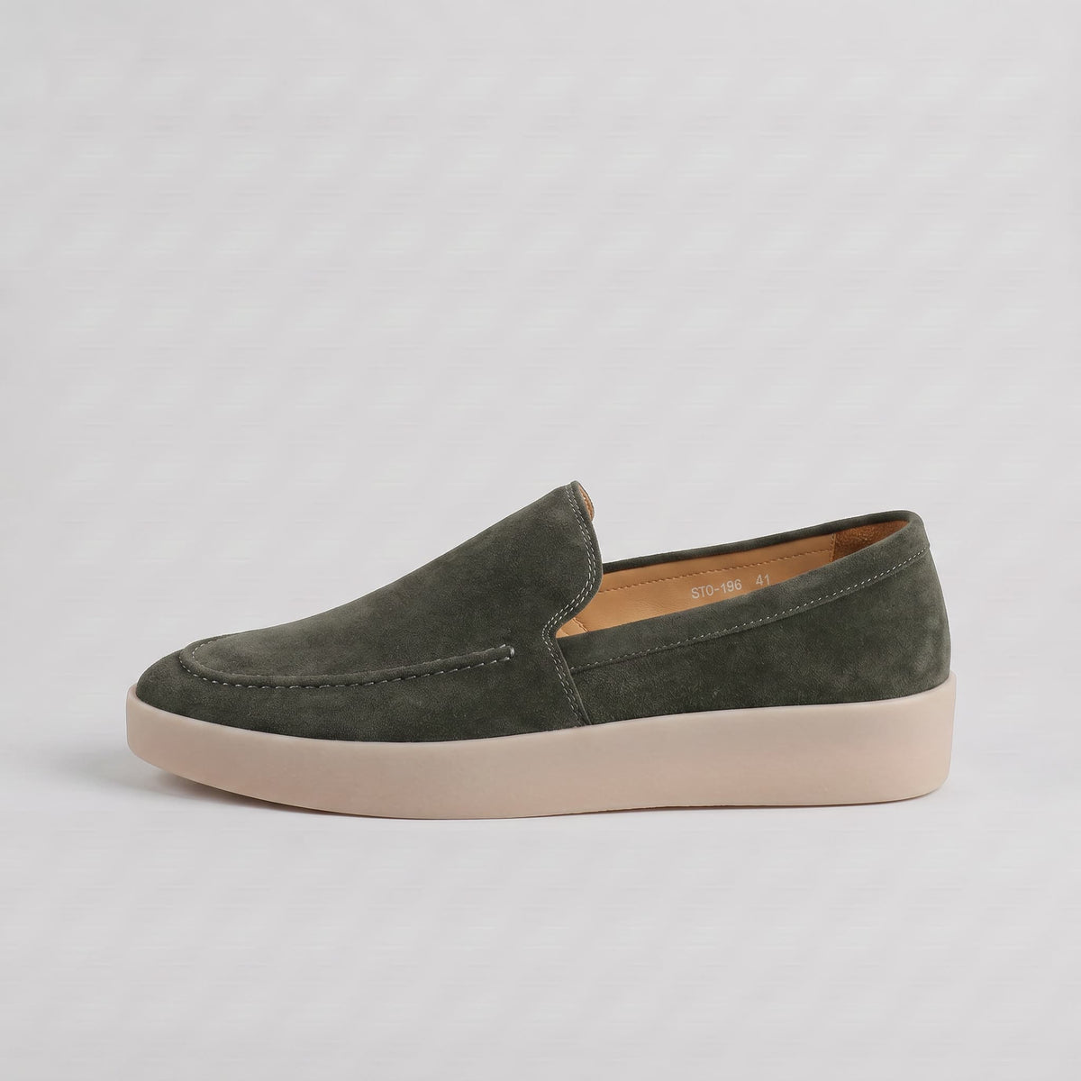 Mocassins de Camurça Forte – Conforto Luxuoso e Estilo Atemporal