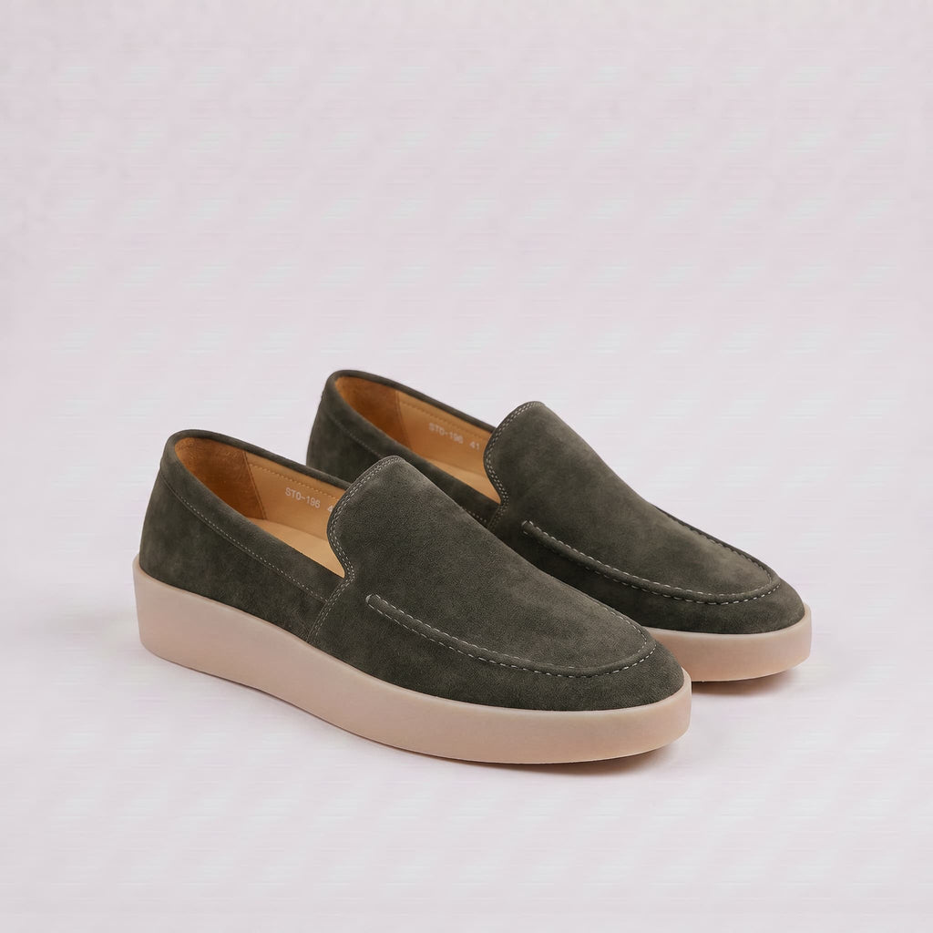 Mocassins de Camurça Forte – Conforto Luxuoso e Estilo Atemporal