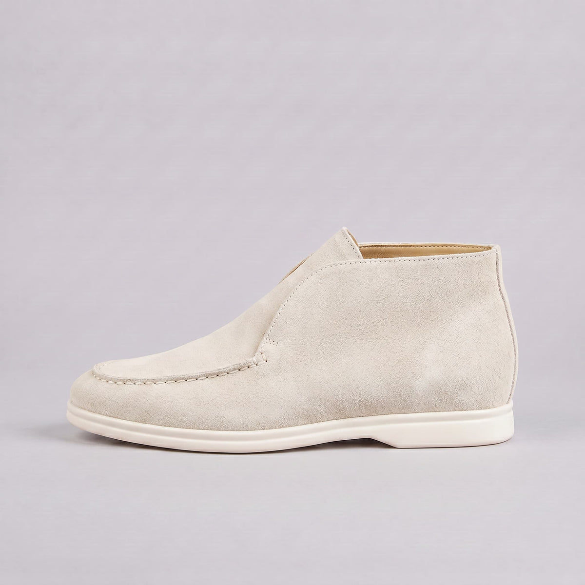 Mocassins Alston de Cano Alto – Estilo e Conforto a Cada Passo
