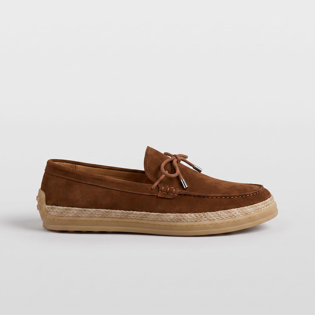 Mocassim Praiano Premium de Camurça com Laço – Sapato Slip-on Elegante