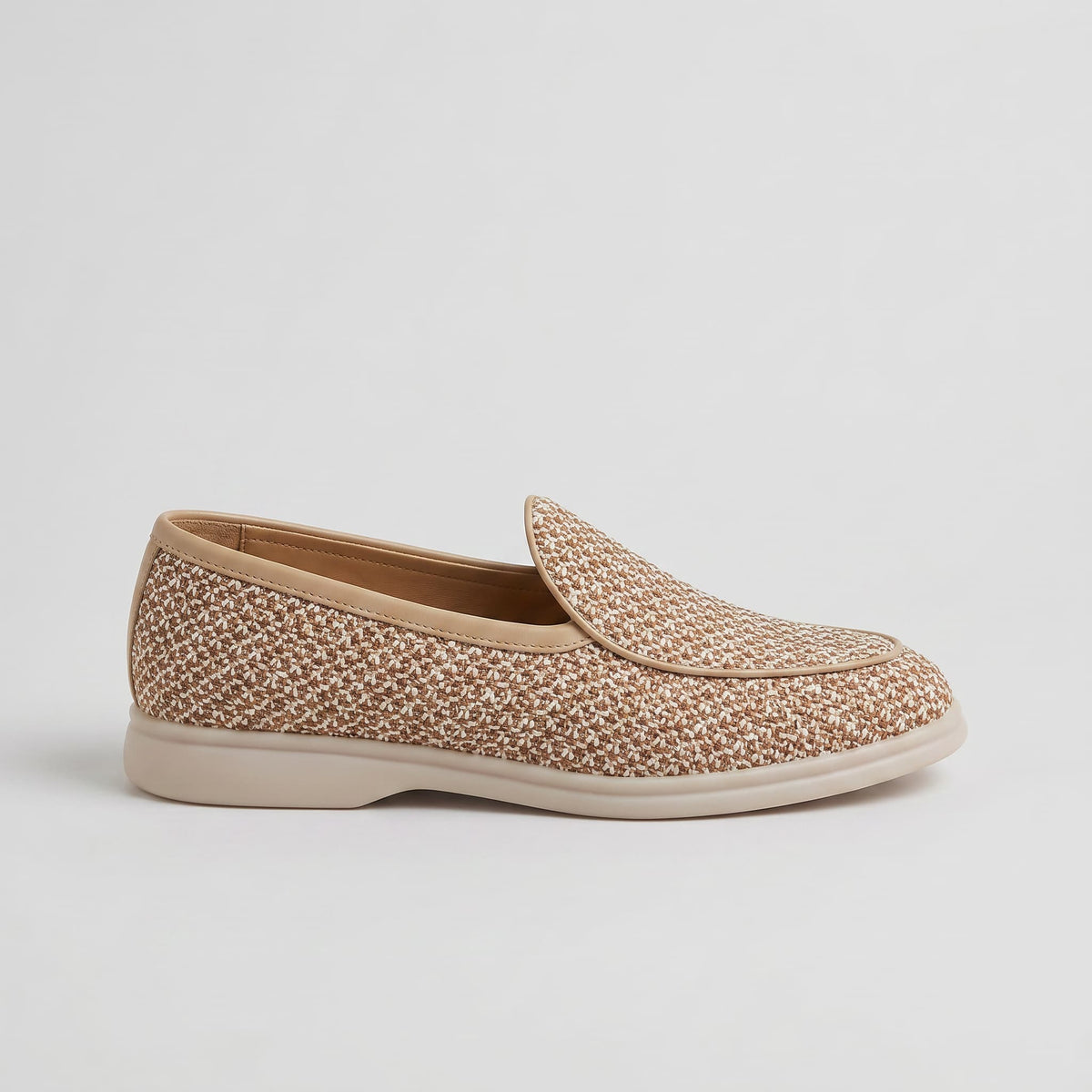 Mocassins Slip-On Bosa em Tela Trançada – Conforto Elegante e Respirável