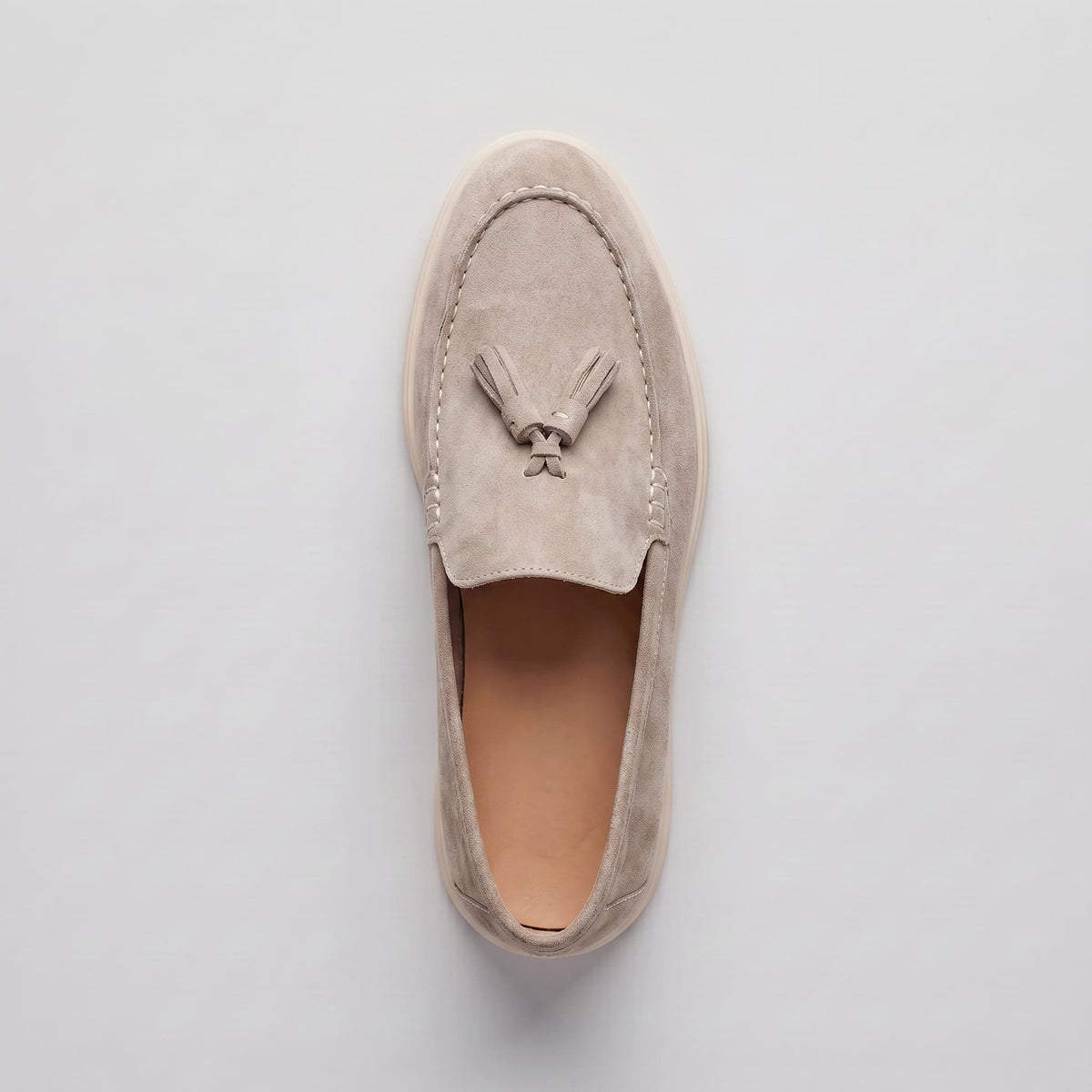Mocassins de Camurça Capri – Conforto Atemporal e Estilo Sofisticado