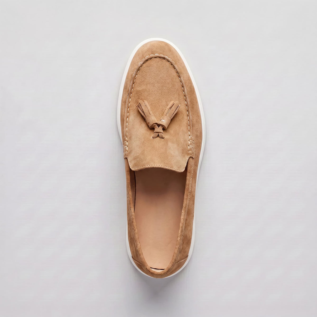 Mocassins de Camurça Capri – Conforto Atemporal e Estilo Sofisticado