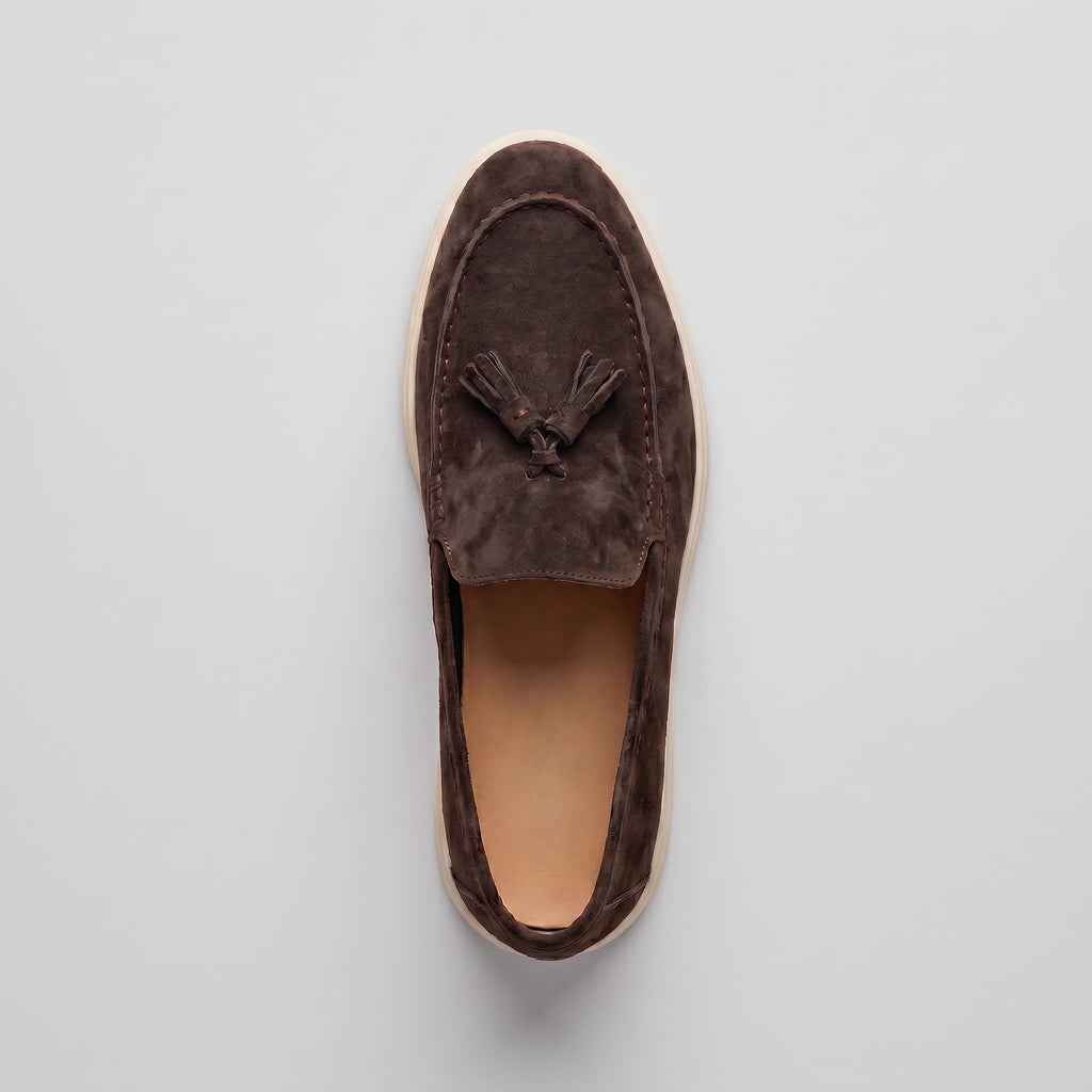 Mocassins de Camurça Capri – Conforto Atemporal e Estilo Sofisticado