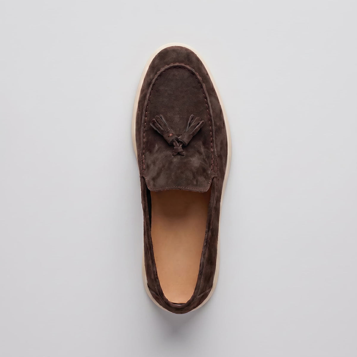 Mocassins de Camurça Capri – Conforto Atemporal e Estilo Sofisticado